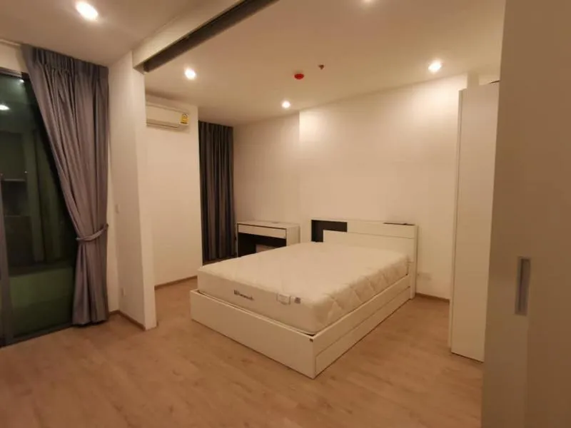 Ideo Q จุฬา สามย่าน ให้เช่า ตกแต่งเรียบง่าย ห้องแบบ 1 Bed พร้อมเข้าอยู่ได้เลย ชั้นสูง สนใจรีบจอง