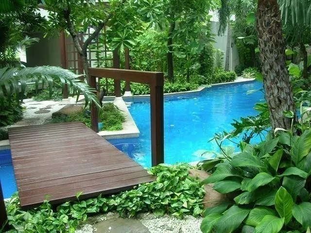 ขายด่วน! คอนโด บ้านสิริสุขุมวิท ซอย 10 ชั้น 8 ย่านธุรกิจ ใกล้แหล่งช้อปปิ้ง BTS / MRT อย่ารอช้า!!