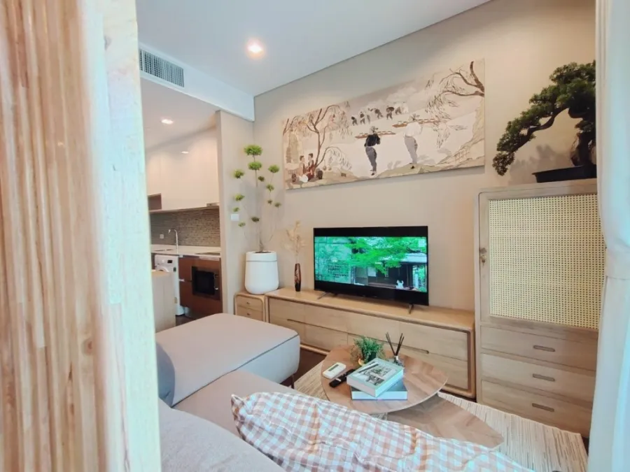 For sale The Saint Residences ห้องแต่งน่าอยู่ พร้อม Built in อย่างดี ราคาอย่างคุ้ม รีบมาจับจองเลย