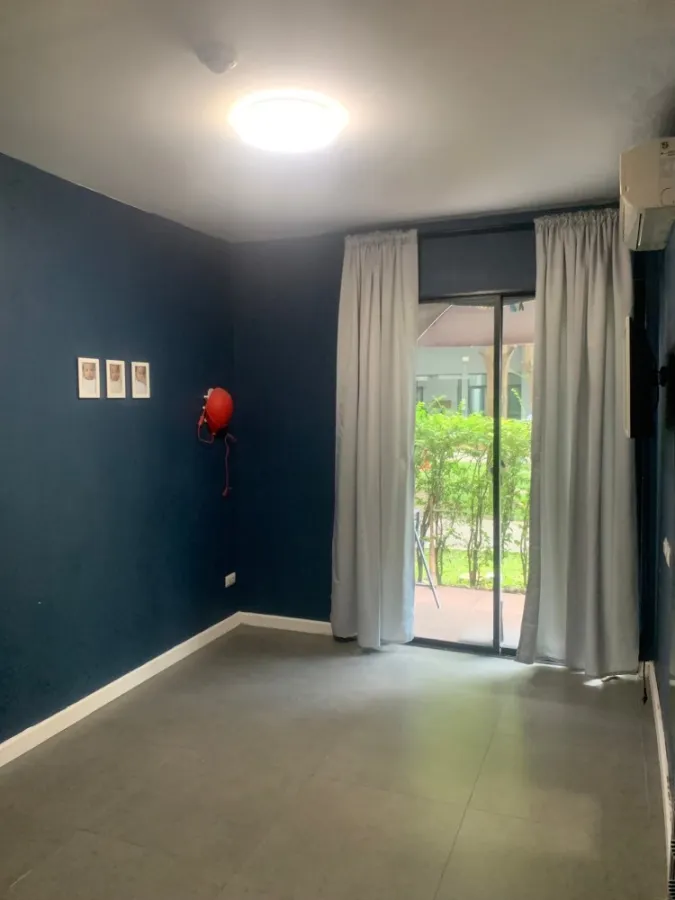 For sale: I Condo Sukhumvit 105, 1st floor, separate room, high ceiling, airy and comfortable. Hurry and reserve your ownership.