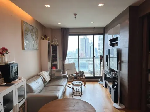 For sale: The Address Sathorn, spacious room with plenty of usable space, good location, beautiful city view from high floor, reserve now! images