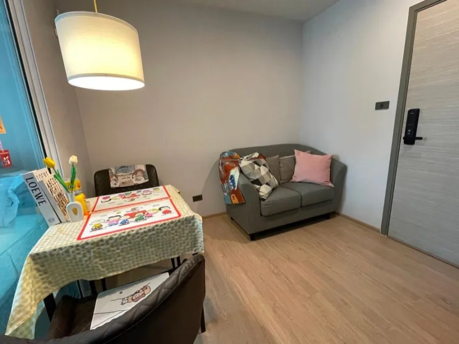 For rent, Premio Quinto, Building A, 6th floor, fully furnished and electrical appliances. Book now, don't wait.