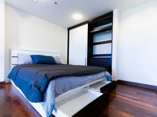 For rent: Ideo Morph 38 pet-friendly condo. Fully furnished with appliances, beautiful view. A must-have for animal lovers!