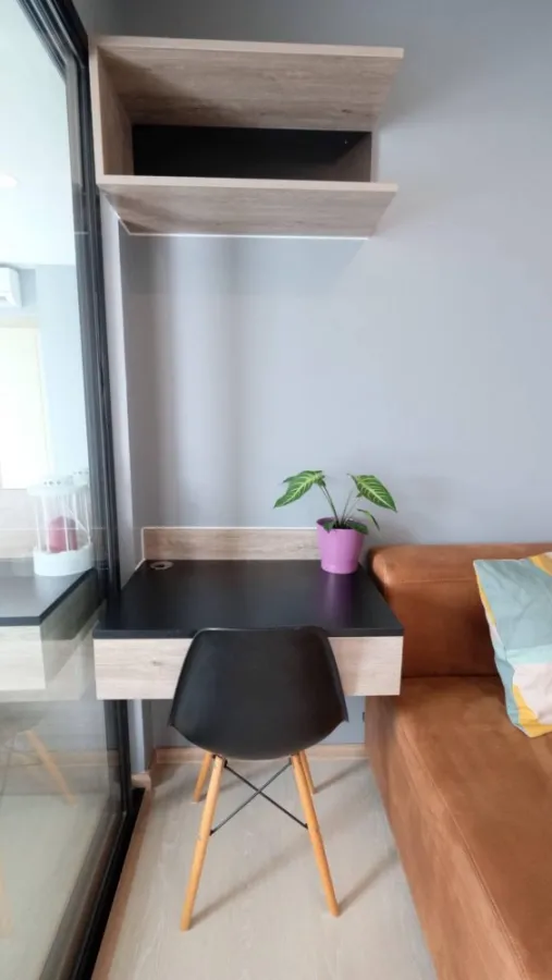 Condo for rent, The Excel Groove, Lasalle 52, Building A, 3rd floor (West), friendly price, ready to move in. Don't miss it.