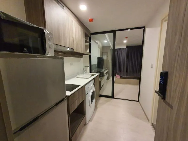 Knightsbridge for rent Phaholyothin-Inter The room is very nice, fully furnished, easy to travel. If you miss it, you will regret it.