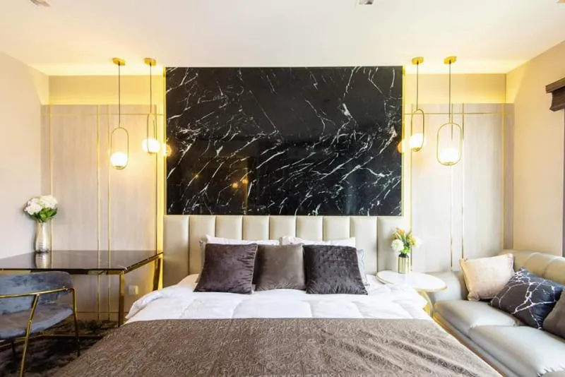 for sale / rent, Life One Wireless, full-built luxury room Full furniture Central is very good Quality location near the BTS, near the mall.