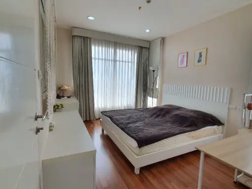 ขาย Ivy Residences Pinklao ห้องมุม พร้อมเฟอร์และเครื่องใช้ไฟฟ้าครบ จองเลย อย่ารอช้า