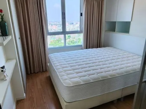 For rent: Lumpini Ville Prachachuen-Phongphet, 2 high floors, separated rooms. Complete set of furniture, don't miss it.