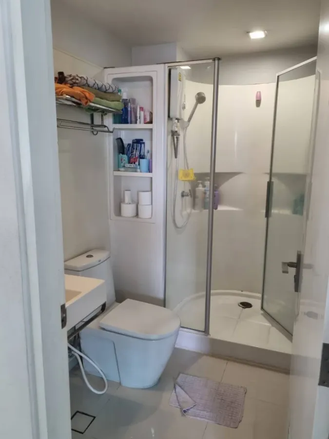 Selling The Room Rathcada-Ladprao, 2 bedrooms, spacious living area, pool view. Book now!