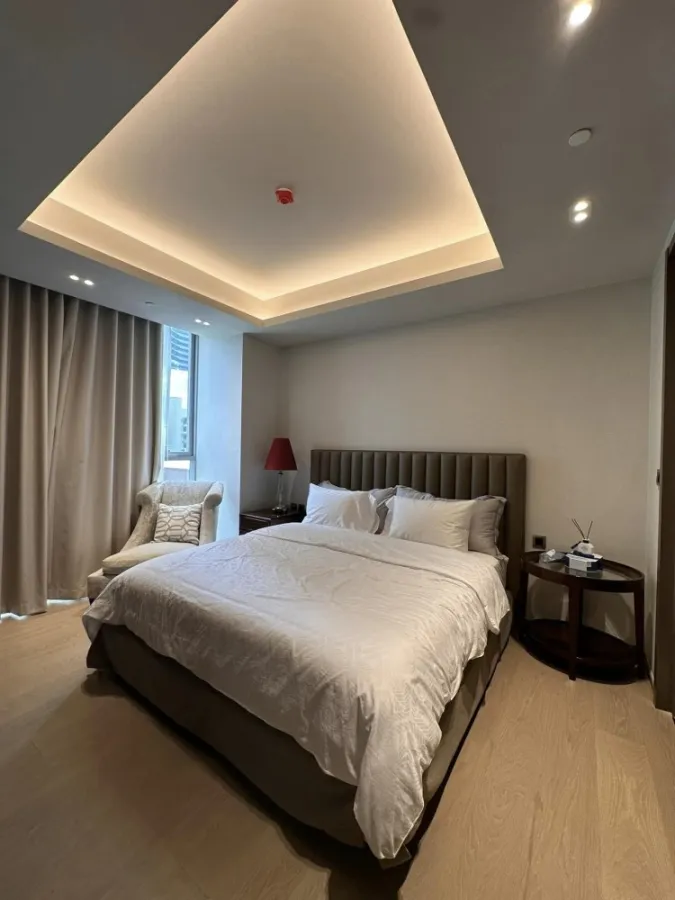For rent: Tonson One Residence, 2 bedrooms, fully furnished, spacious room, comfortable. Ready to move in, reserve now.