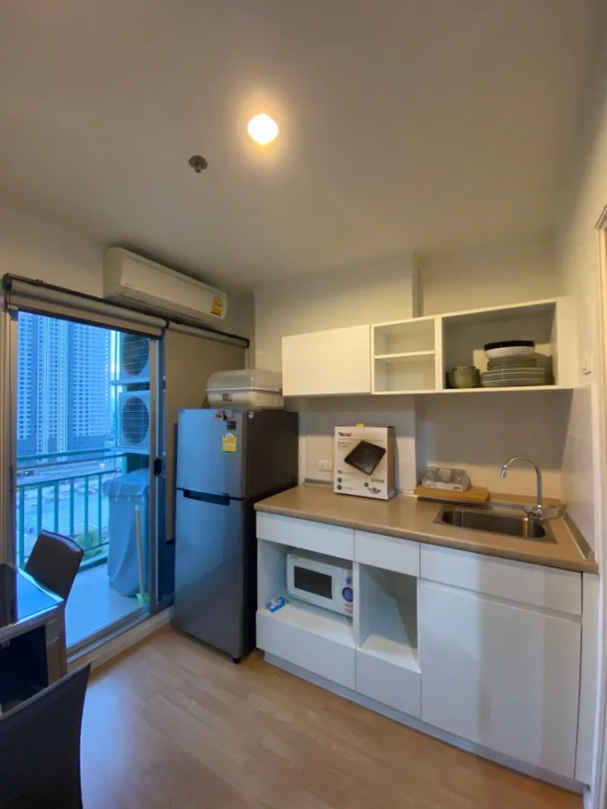 Condo for rent Lumpini Place Srinakarin-Hua Mak Station, ready to view and move in. Fully furnished