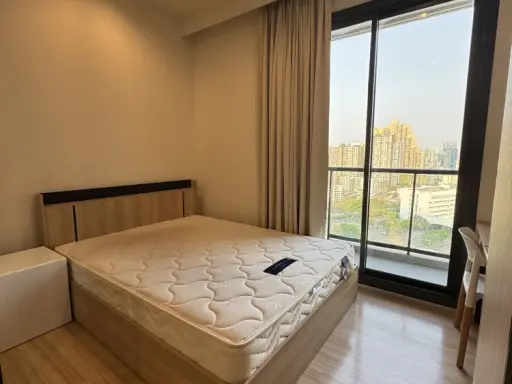 Condo for rent at M Jatujak. Ready to move in, well-partitioned with separate zones. Amazing price! Book today! Don't miss out!