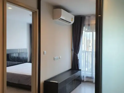Condo for rent, Life Ladprao, spacious room, ready to move in, convenient transportation, near BTS, don't wait, book now!