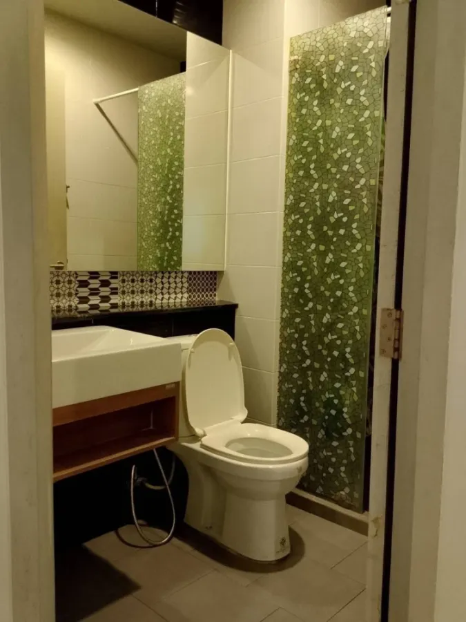 Zelle Salaya condo for rent. Ready to move in, fully furnished, affordable price. Book now!