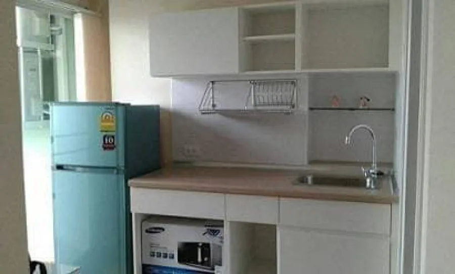 Condo for rent, Lumpini Place Srinakarin-Huamark Station, ready to move in, good location, convenient transportation, don't miss it.