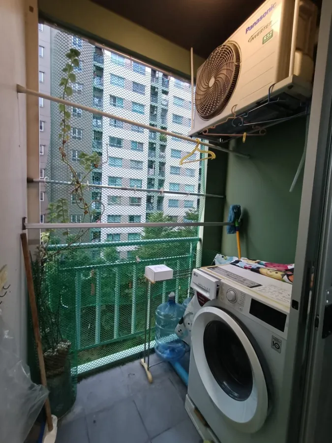 For rent Lumpini Nawamin Sri Burapha, separated rooms into sections. Fully furnished With a comfortable sofa, don't miss it.