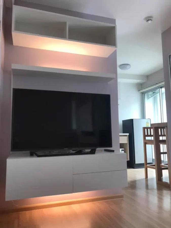 Sell Plum Condo Chaengwattana Station built-in tight furniture Complete electrical appliances. Don't wait. Hurry up to reserve
