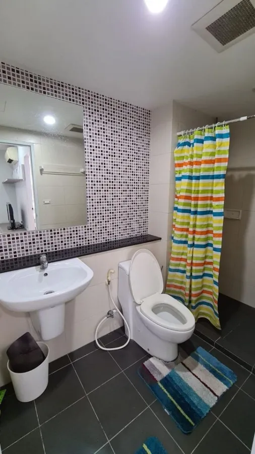 Condo for sale, Wish @ Siam, 2nd floor, corner room, spacious, private, don't wait, reserve now.