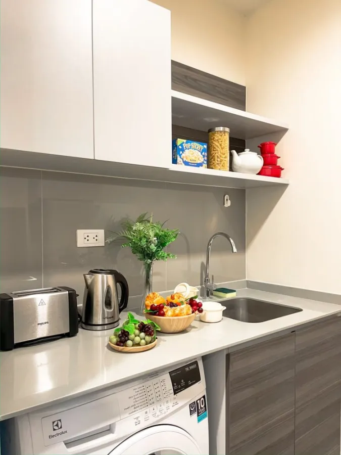 ขาย Condo Centric Ratchada – Huai khwang คอนโดย่านธุรกิจรัชดา ใจกลางเมือง วิวสระว่ายน้ำ รีบจองเลย!!