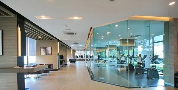 🏢 ห้องมุม รีโนเวทใหม่ ระเบียงกว้าง วิวชั้น 23