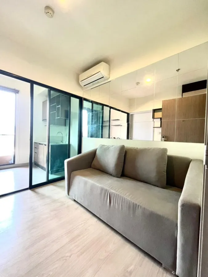 Condo for sale, The Gallery Bearing, very nice, private zone on the east side, ready to move in, book now.