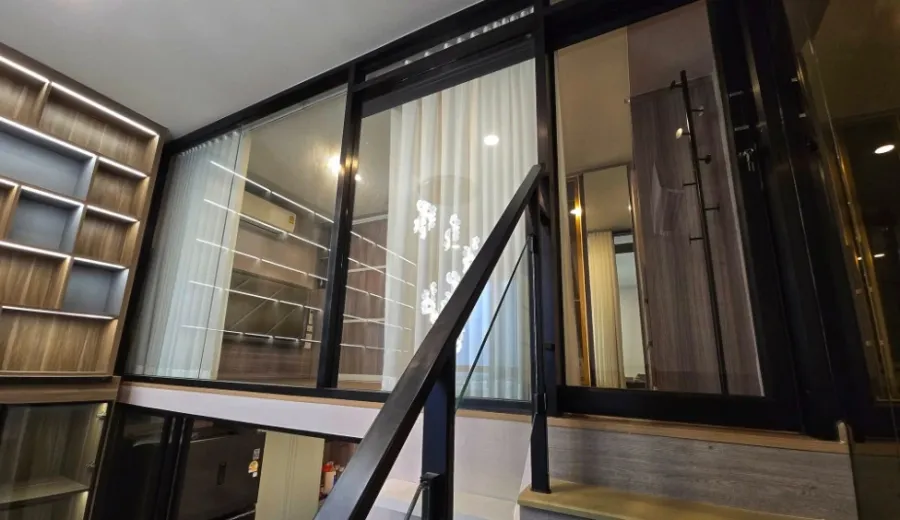 For sale or rent: Origin Plug & Play Nonthaburi Station, 5th floor, Duo Space room, fully furnished, nice to live in, reserve now.