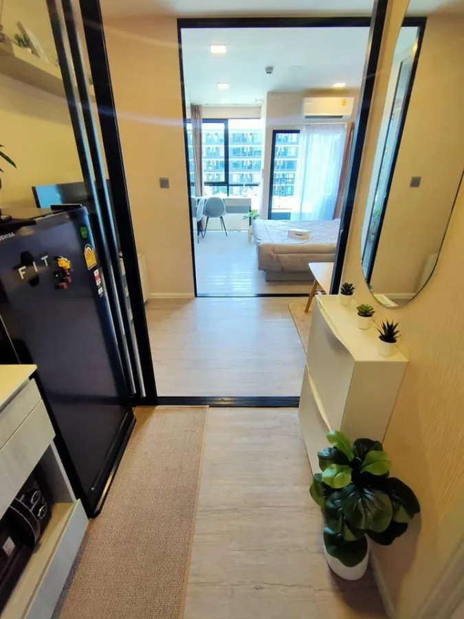 For rent, Kev Eva, Exclusive room, 6th floor, pool view, fully decorated, beautiful, inviting, hurry to book, don't wait, hurry up.