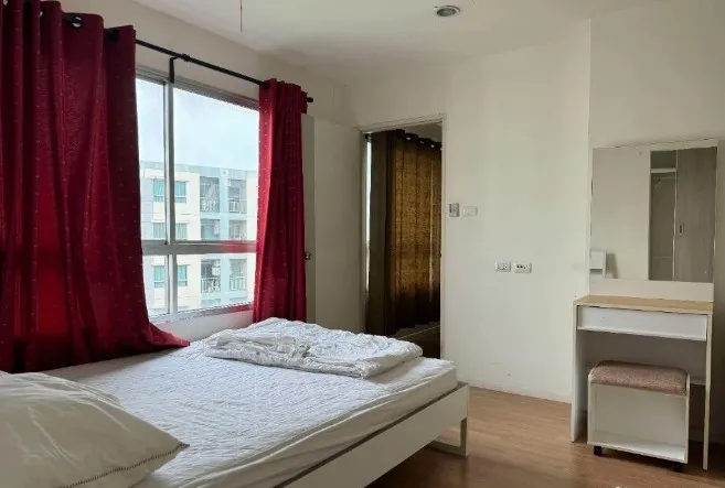 For rent, Lumpini Ville On Nut-Phatthanakan, 7th floor, garden view, north, complete with furniture and electrical appliances.
