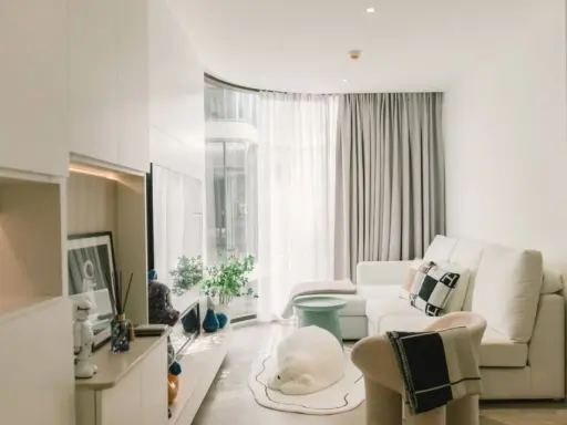 ขาย คอนโด FYNN Asoke ห้องแต่งน่าอยู่ โทนขาว สบายตา ราคาสบายกระเป๋า มาจับมาจองเลย อย่าพลาด images