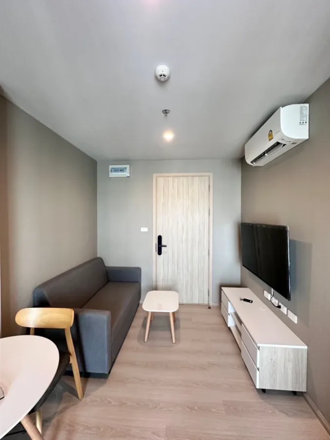 ให้เช่า Condo Nue Noble Ngamwongwan ห้องพร้อมอยู่ เฟอร์พร้อม ชั้นสูง จองเลย ห้ามพลาด