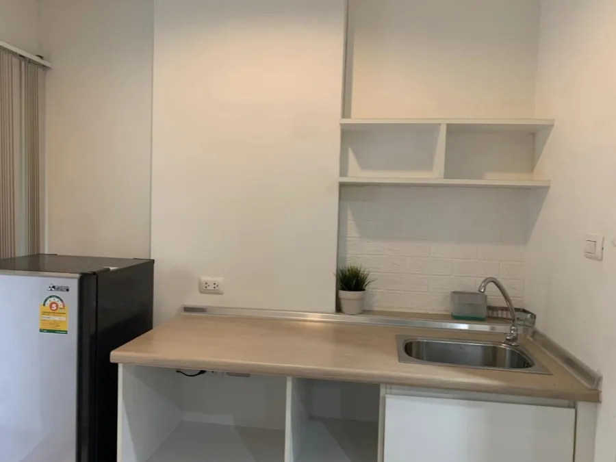 Condo for sale Lumpini Ville On Nut 46, room ready to move in. Separated into sections. Good price. If interested, hurry and buy.