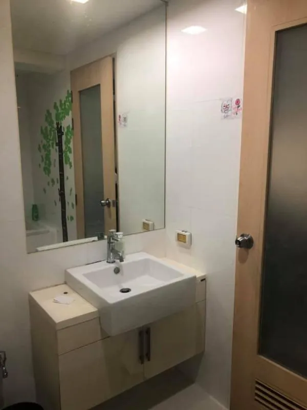 Condo for sale, My Resort Bangkok, ready to move in. Furnished and electrical appliances are complete, very worthwhile. Hurry up.