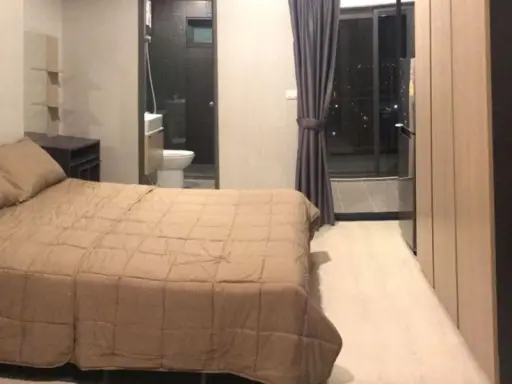- Rent Ideo s115, 29th floor, beautiful view, high floor, wide room, fully furnished. Built-in, cuk, beautiful central area, don't miss it -