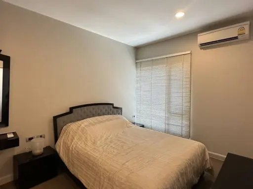 For sale, for rent, The Crest Sukhumvit 34, 8th floor, spacious room, comfortable, comes with many free gifts, don't miss it.