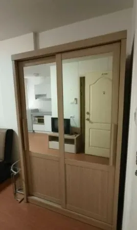 For rent: Lumpini Condo Town Rattanathibet, 5th floor, fully furnished room, ready to move in, reserve now, urgently.