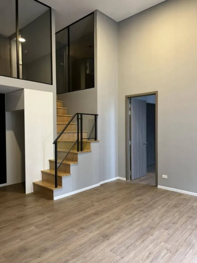 Down payment for sale, Landmark at MRTA Station, 14th floor, spacious room, comfortable, book now, hurry.