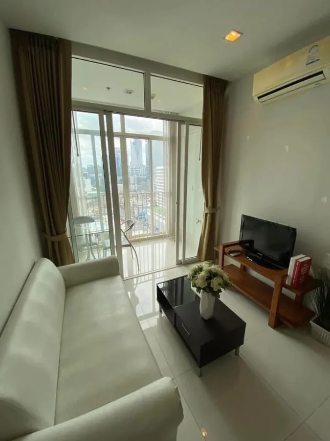 For rent Ideo Verve Ratchaprarop ห้องกว้างขวาง ชั้น 18 ได้ วิว Central World รีบมาจับจองด่วนๆ