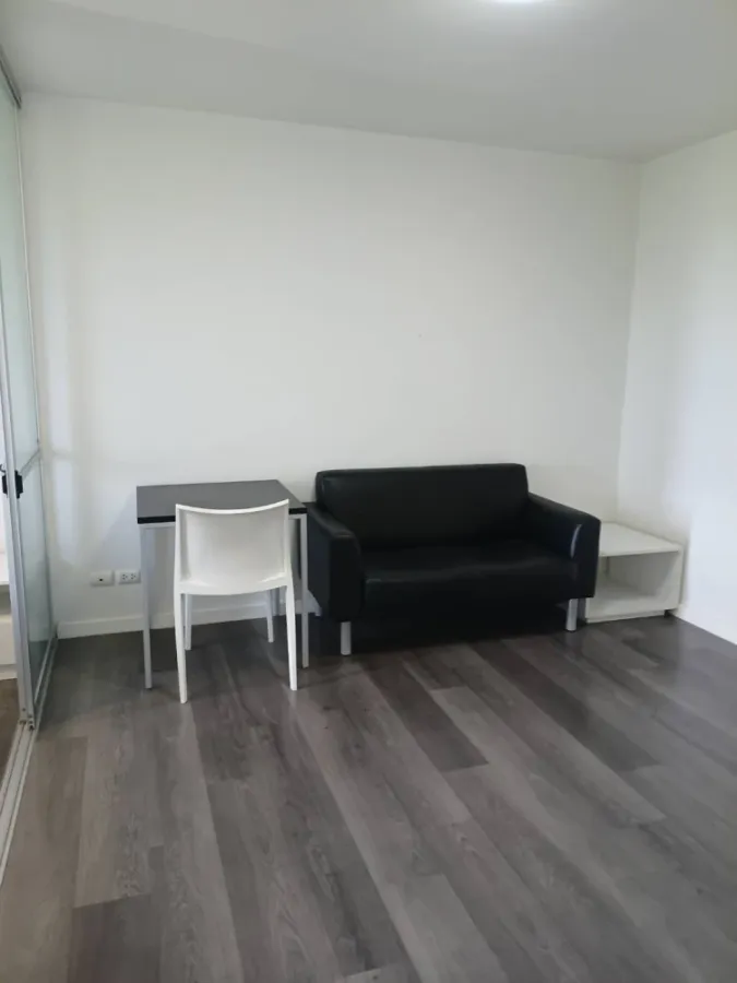 For rent: dcondo Campus Resort Rangsit, 7th floor, fully furnished, ready to move in. Book now!