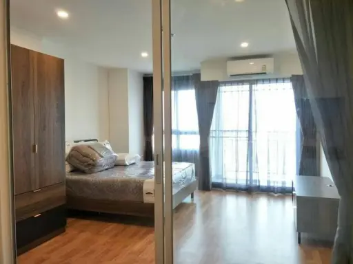 Urgent for rent !! Condo Lumpini Ville Phatthanakan - Srinakarin, beautiful room, high floor, gold location, convenient transportation, book now !!