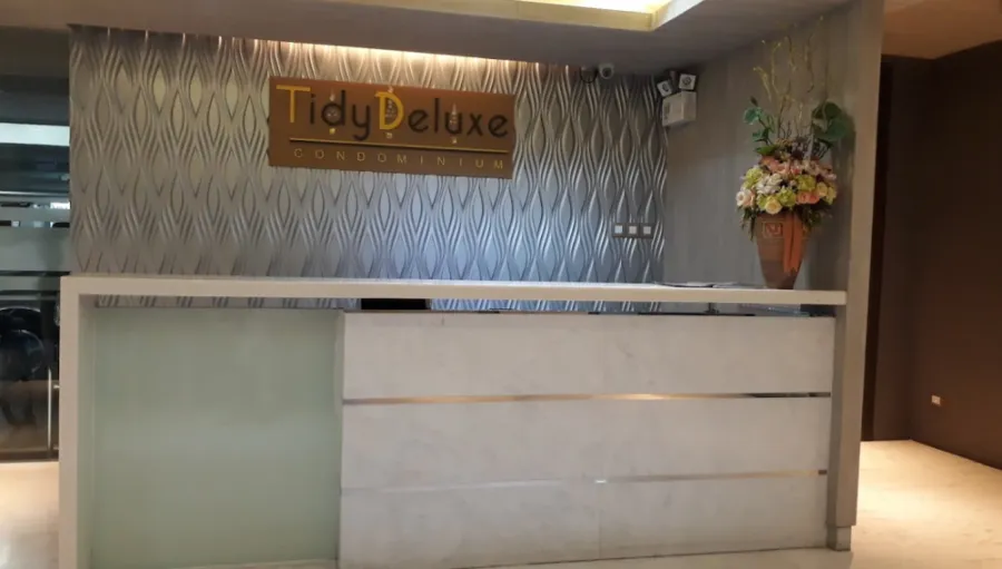 Condo for sale / rent Tidy Deluxe Sukhumvit 34 with furniture, bath tub, investment for high return.