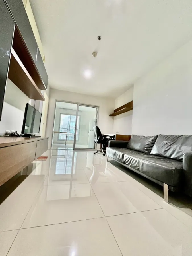 For rent, Aspire Rama 9, 16th floor, Building A, 2 bedrooms, fully furnished, can move in immediately. Hurry up to reserve.