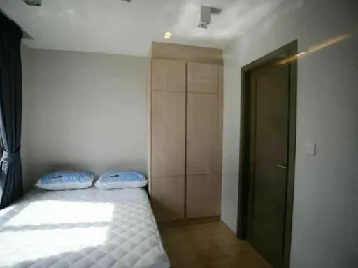 For rent: Maestro 12, 6 floors, spacious rooms, comfortable to live in, comes with complete decorations. Book now quickly.