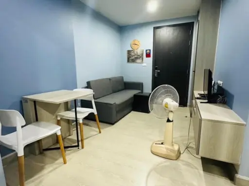 For sale, for rent, Niche ID Sukhumvit 113, pool side, light blue tone room, looks comfortable to the eyes, comfortable to live in, book now.