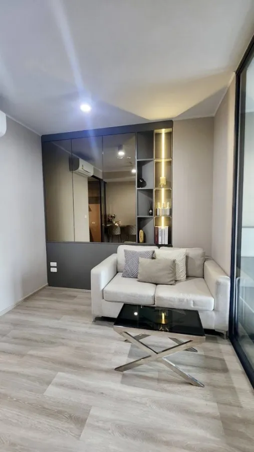 For rent/sale Condo IDEO Ratchada-Sutthisan, 21st floor, room facing north, room is a single corridor, very private, buy now.