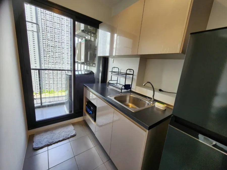 sale/rent D Condo Campus Resort Bangna, near Assumption University The facilities are complete, book now !!!