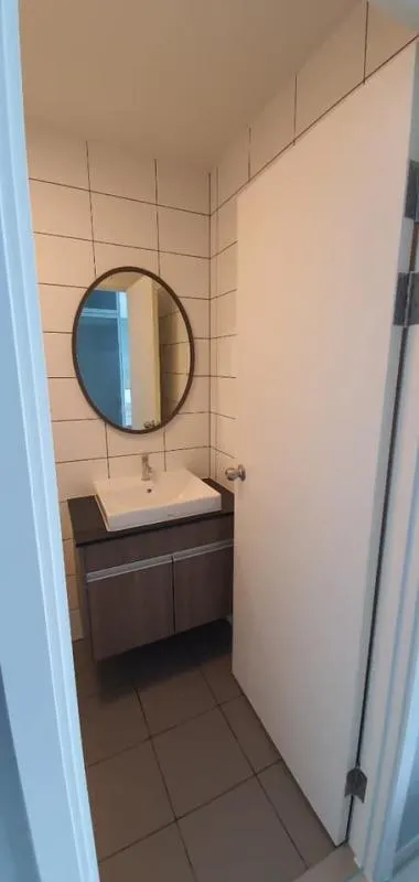 Great price in a popular condo, Chepter One Eco Ratchada-Huay Kwang, good room, complete, ready for you to live. Let's rent!!!