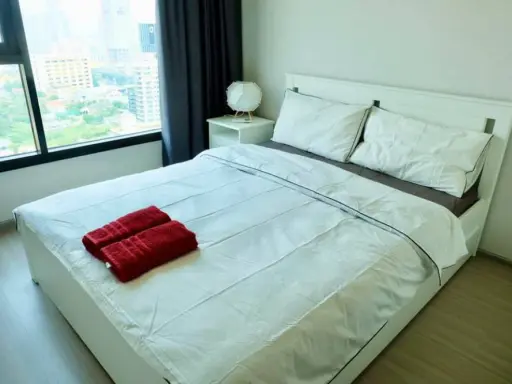 ให้เช่า คอนโด ไลฟ์ สุขุมวิท 62 ห้องมุม ทำเลดี เดินทางสะดวก อย่าช้าจองเลย!!
