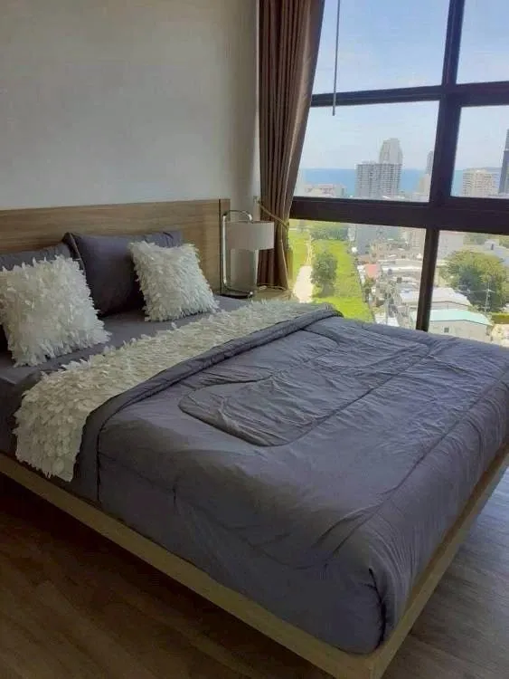 Tree tops Pattaya for sale (South Pattaya), spacious 2 bedroom unit, beautiful sea view, hurry and reserve now!