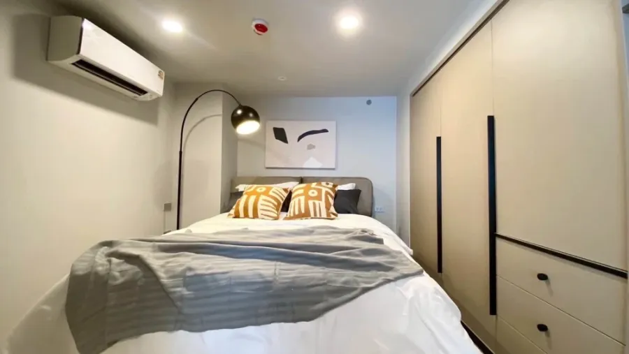 For rent: Culture Chula, 12th floor, fully furnished unit. Very comfortable and ready to move in. Book now! Don't miss out!
