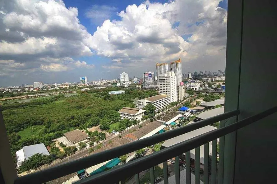 ให้เช่า Lumpini Place Rama 9–Ratchada ห้องชั้นสูง เฟอร์พร้อม เครื่อ'ใช้ไฟฟ้าครบ จองเลยก่อนพลาด!!!